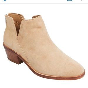 Vince Camuto Abrinna Ankle Bootie